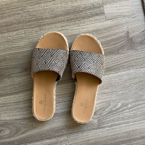 Slip sandals